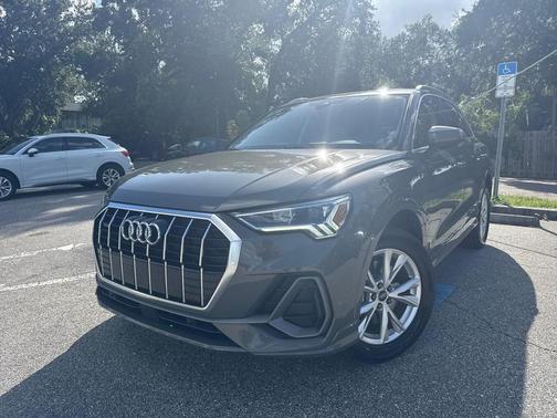 2024 Audi Q3 Premium 45 TFSI S line quattro Tiptronic