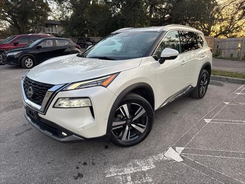 2022 Nissan Rogue SL