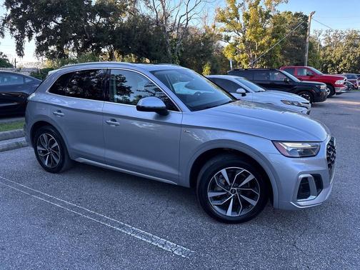 2022 Audi Q5 45 S line Premium