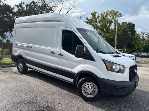 2022 Ford Transit-250 Base