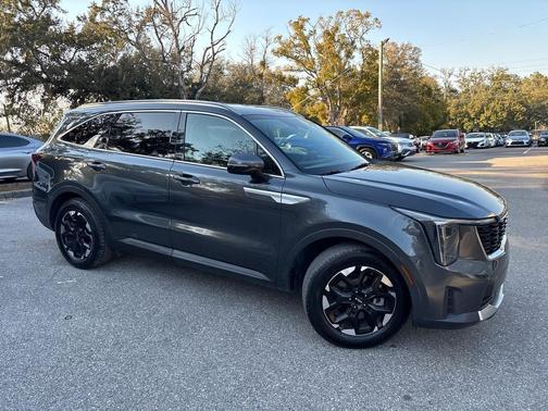 2024 Kia Sorento S