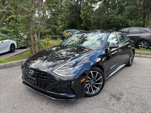 2022 Hyundai SONATA Limited