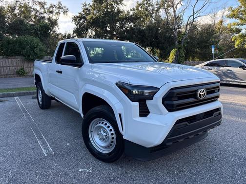 2024 Toyota Tacoma SR