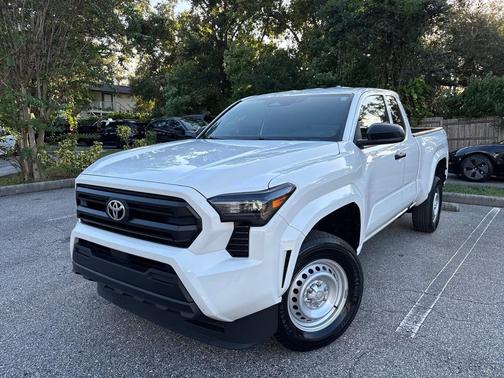 2024 Toyota Tacoma SR