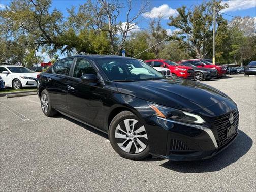 2023 Nissan Altima S FWD