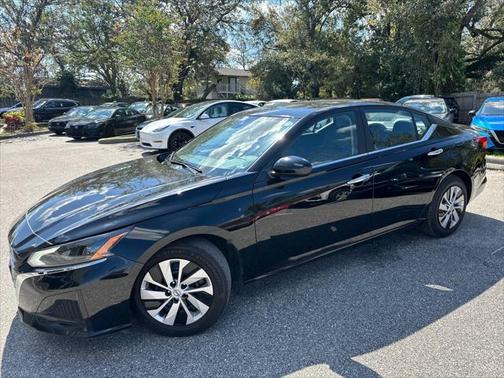 2023 Nissan Altima S FWD