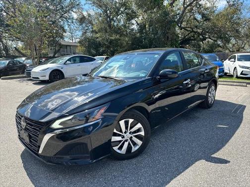 2023 Nissan Altima S FWD