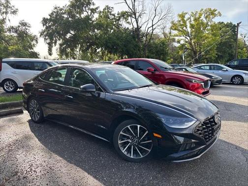 2022 Hyundai SONATA Limited