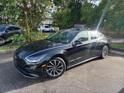 2022 Hyundai SONATA Limited