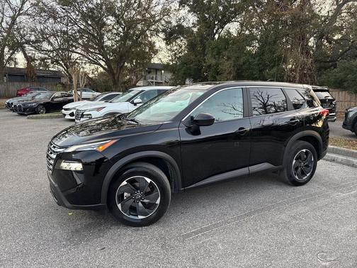 2025 Nissan Rogue SV