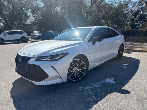 2019 Toyota Avalon Touring