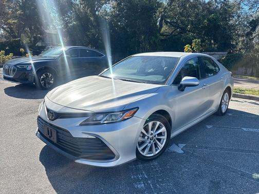 2024 Toyota Camry LE