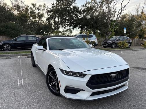 2024 Ford Mustang EcoBoost