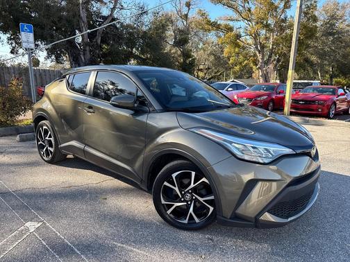 2021 Toyota C-HR XLE