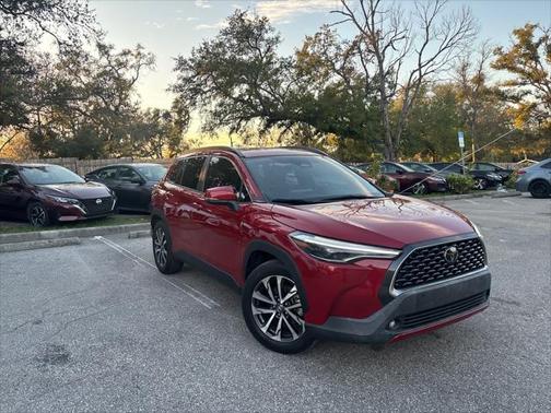 2023 Toyota Corolla Cross XLE