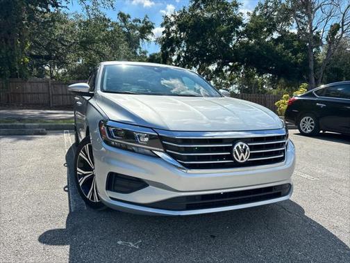 2020 Volkswagen Passat 2.0T SE