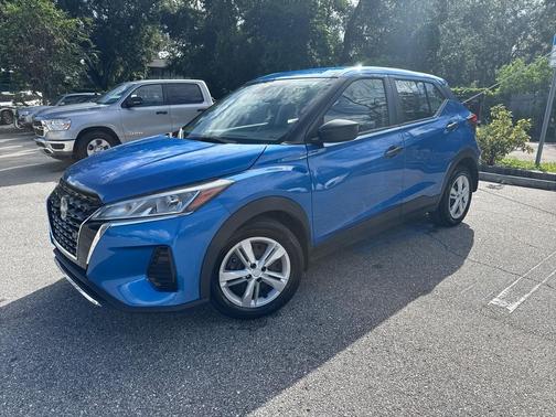 2024 Nissan Kicks S