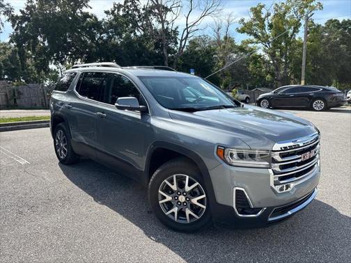 2023 GMC Acadia FWD SLT