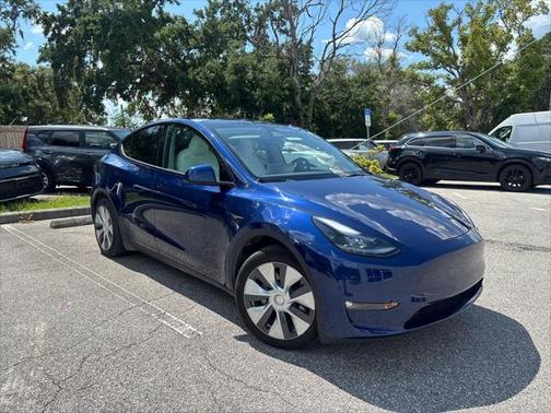 2023 Tesla Model Y RWD