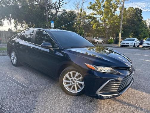 2022 Toyota Camry LE