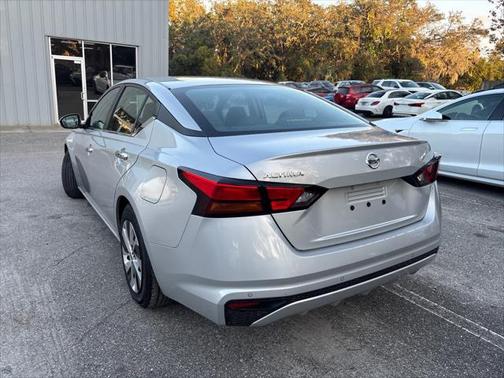 2021 Nissan Altima S FWD