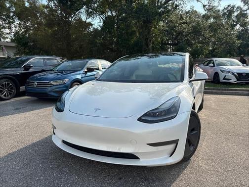 2021 Tesla Model 3 Standard Range Plus