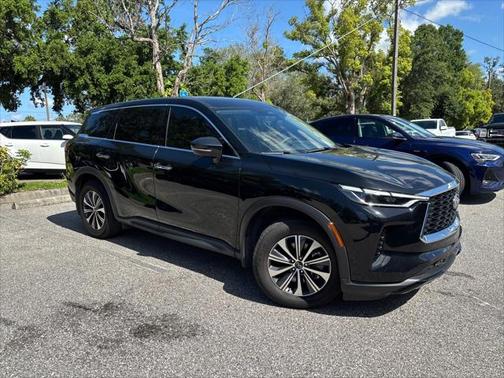 2023 INFINITI QX60 Pure