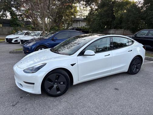 2023 Tesla Model 3 Standard Range