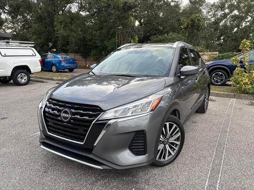 2023 Nissan Kicks SV