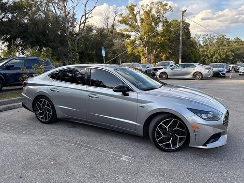 2022 Hyundai SONATA SE