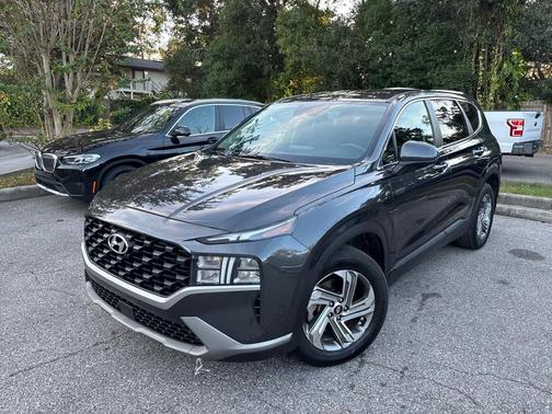 2022 Hyundai SANTA FE SE