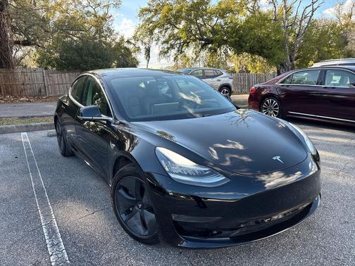 2020 Tesla Model 3 Standard Range