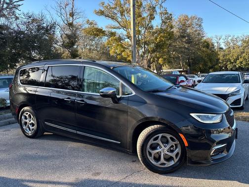 2023 Chrysler Pacifica Limited