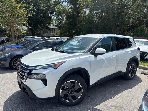 2024 Nissan Rogue SV
