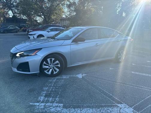 2024 Nissan Altima S FWD