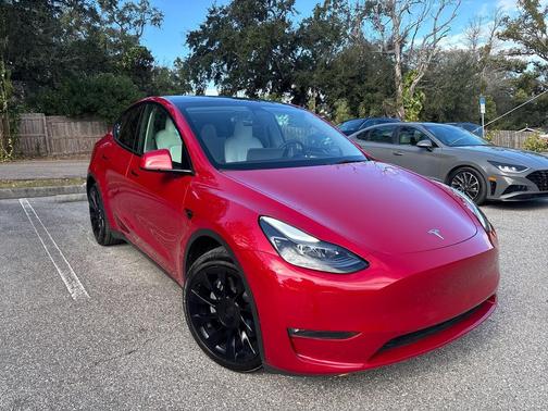 2023 Tesla Model Y Long Range Dual Motor All-Wheel Drive