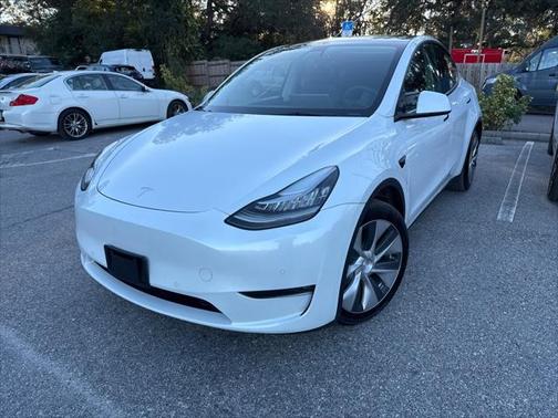 2022 Tesla Model Y Long Range Dual Motor All-Wheel Drive