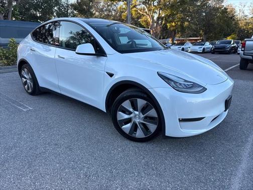 2022 Tesla Model Y Long Range Dual Motor All-Wheel Drive