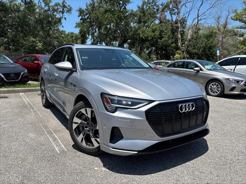 2021 Audi e-tron Premium