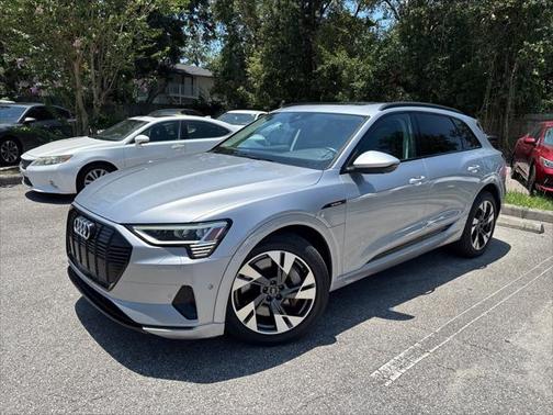 2021 Audi e-tron Premium