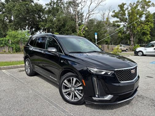 2021 Cadillac XT6 Premium Luxury FWD