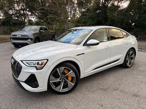 2022 Audi e-tron Sportback S line Prestige