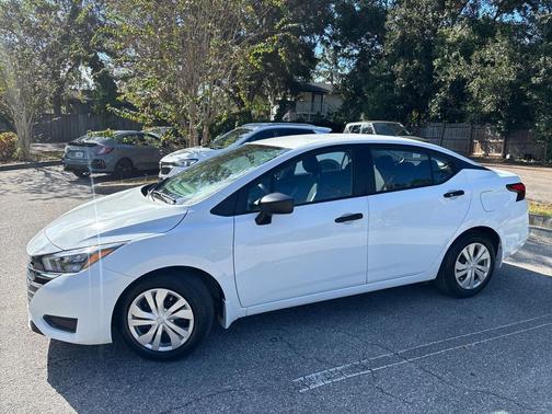 2025 Nissan Versa 1.6 S