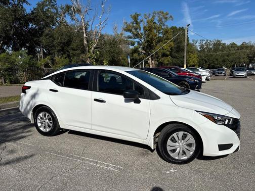 2025 Nissan Versa 1.6 S