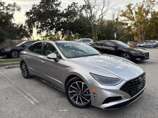 2021 Hyundai SONATA Limited