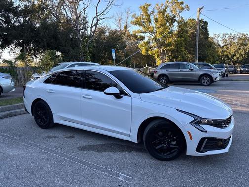 2025 Kia K5 LXS