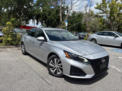 2023 Nissan Altima S FWD
