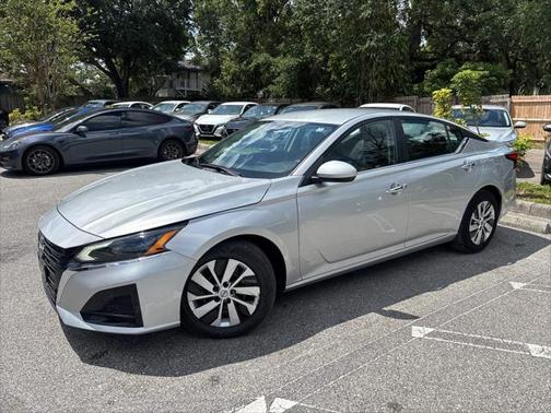 2023 Nissan Altima S FWD