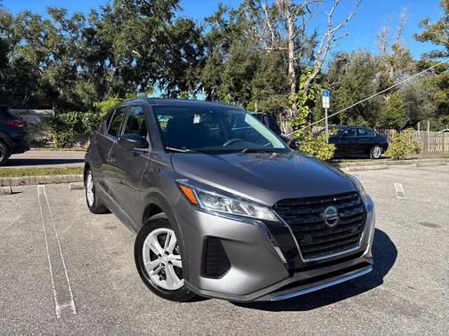 2021 Nissan Kicks S