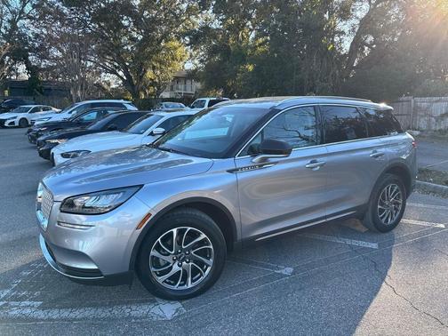 2022 Lincoln Corsair Standard